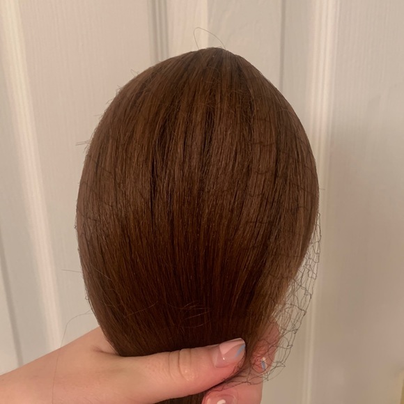 Straight 24” reddish-brown drawstring ponytail - Picture 6 of 6